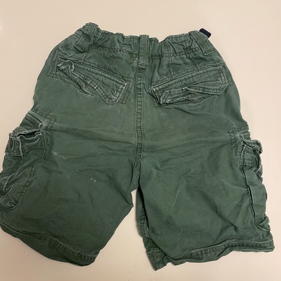Gap size 8 boys Cargo shorts. - Picture 4 of 4